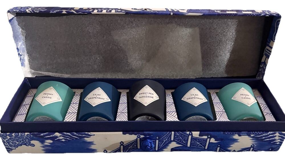 Twos Company Blue Willow Scented Votive Candle Gift Set 5 Chinoiserie Box